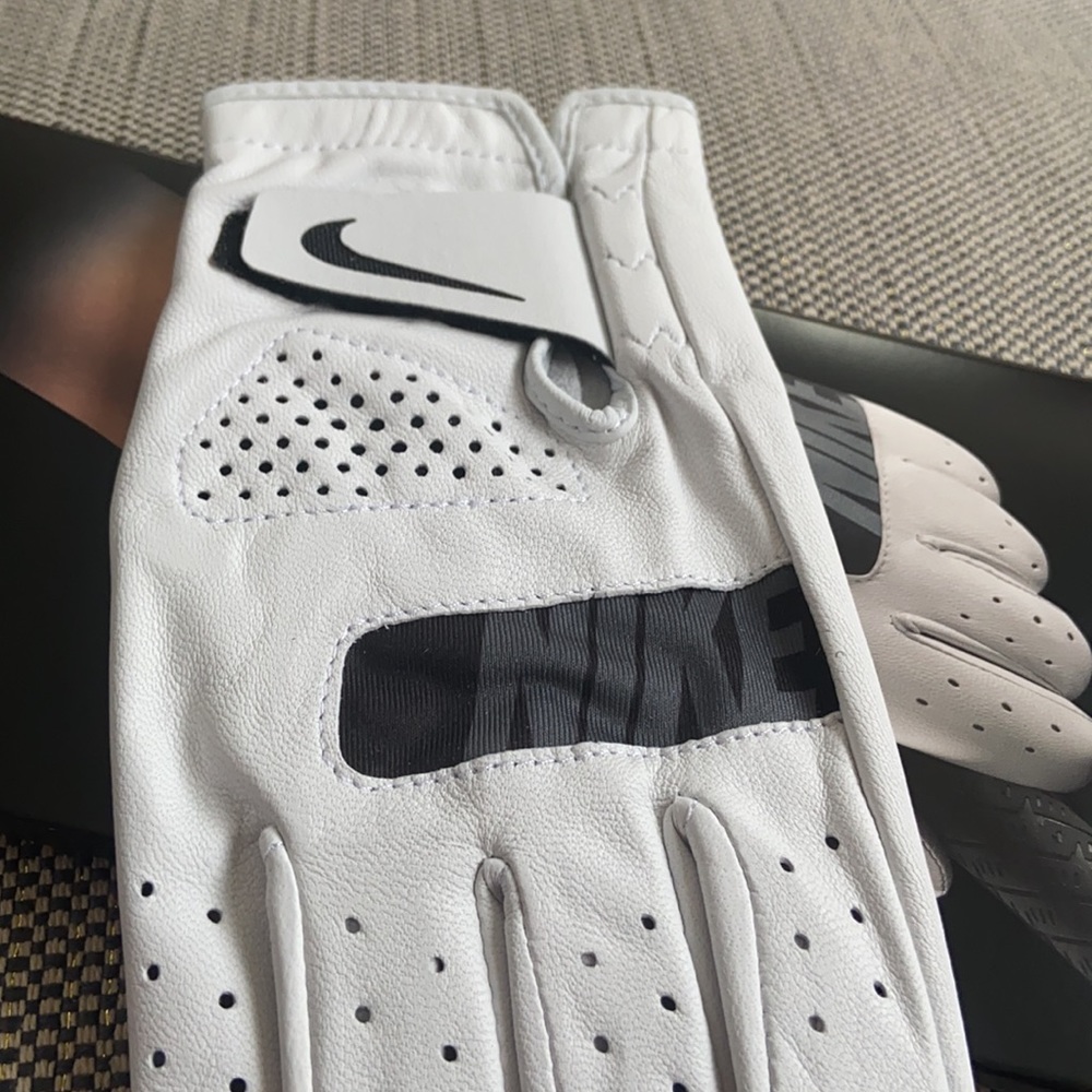 Nike golf glove - Picture 7 of 9